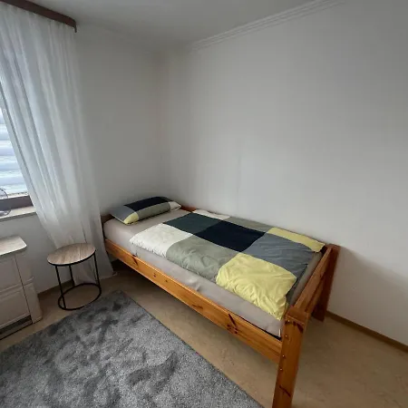منزل للإقامة Schoenes, Friedliches Zimmer *